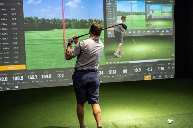 Golf Cave Trackman Simulator
